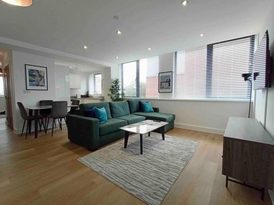 Luxury 2 Bed 2 Bath Flat Near Old Trafford Apartment Manchester Luaran gambar